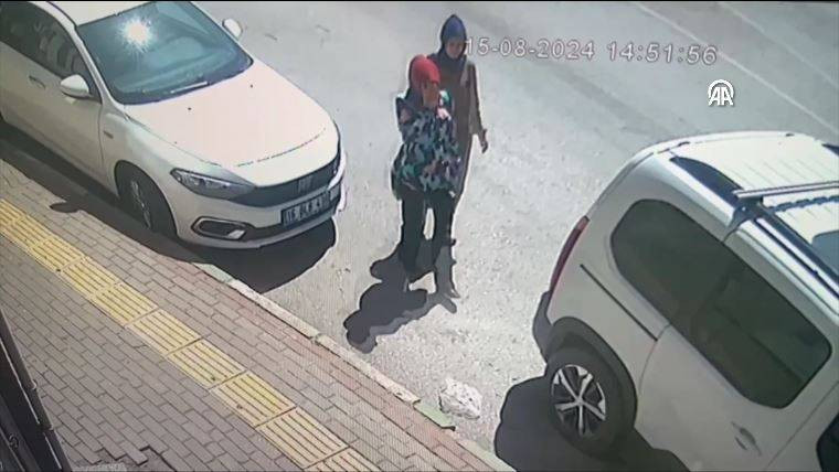 İznik Göl kıyısında piknik yaparken yakalandı! 53 suç kaydı çıktı - Resim: 15